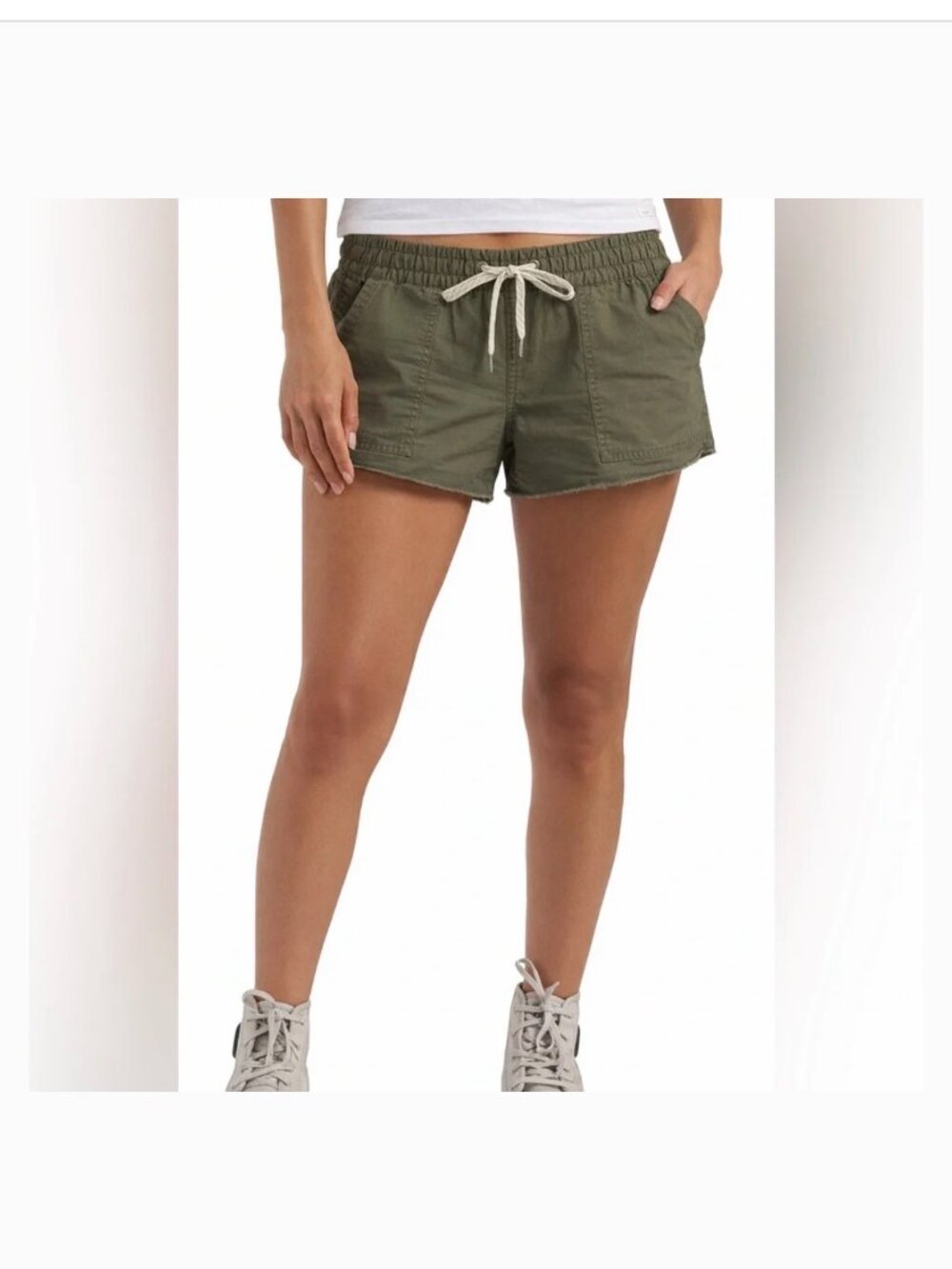 Vuori Green Ripstop shorts